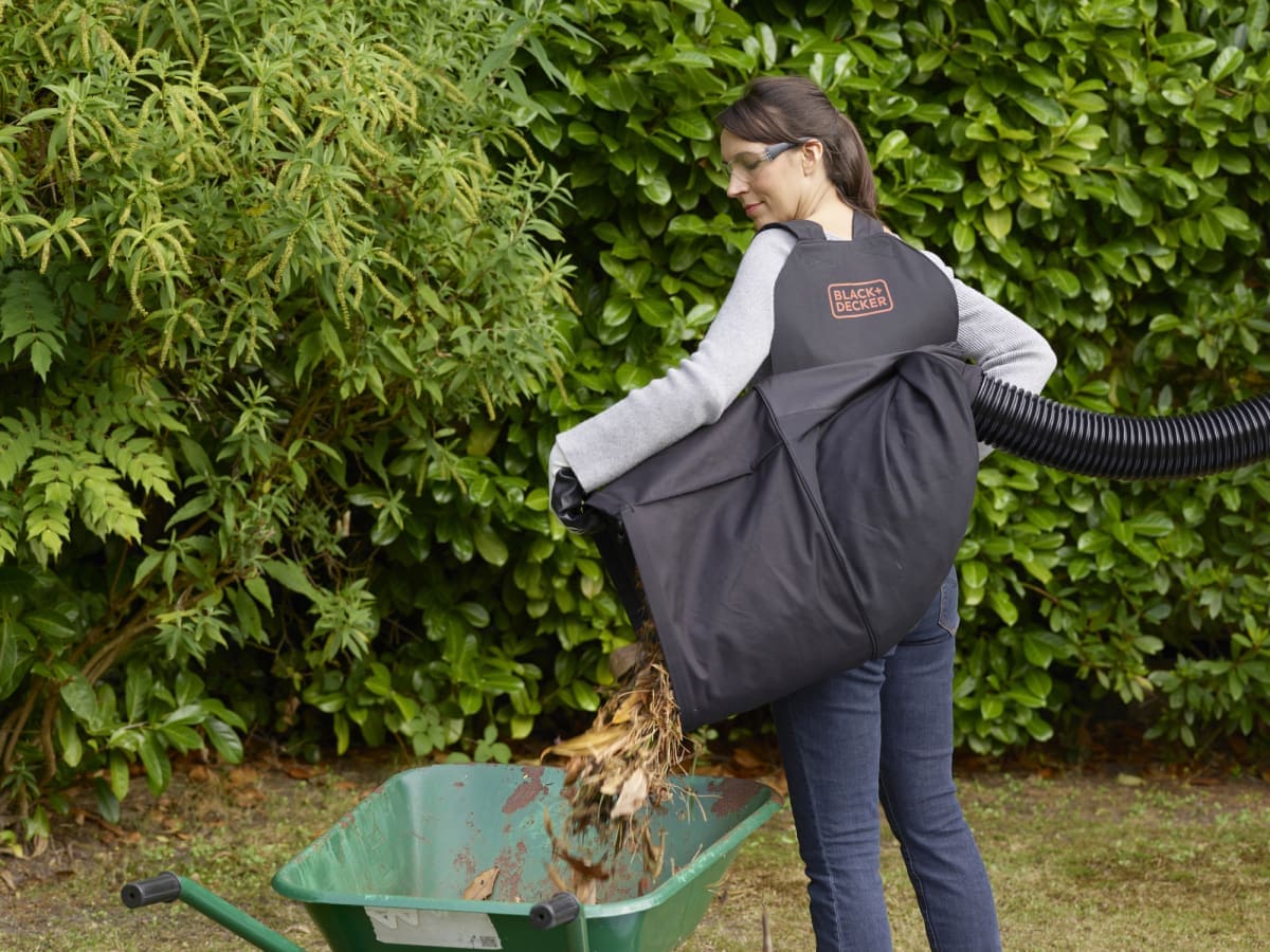 Bricocenter BLOWER SHREDDER VACUUM 2900W BACKPACK BAG 55LT