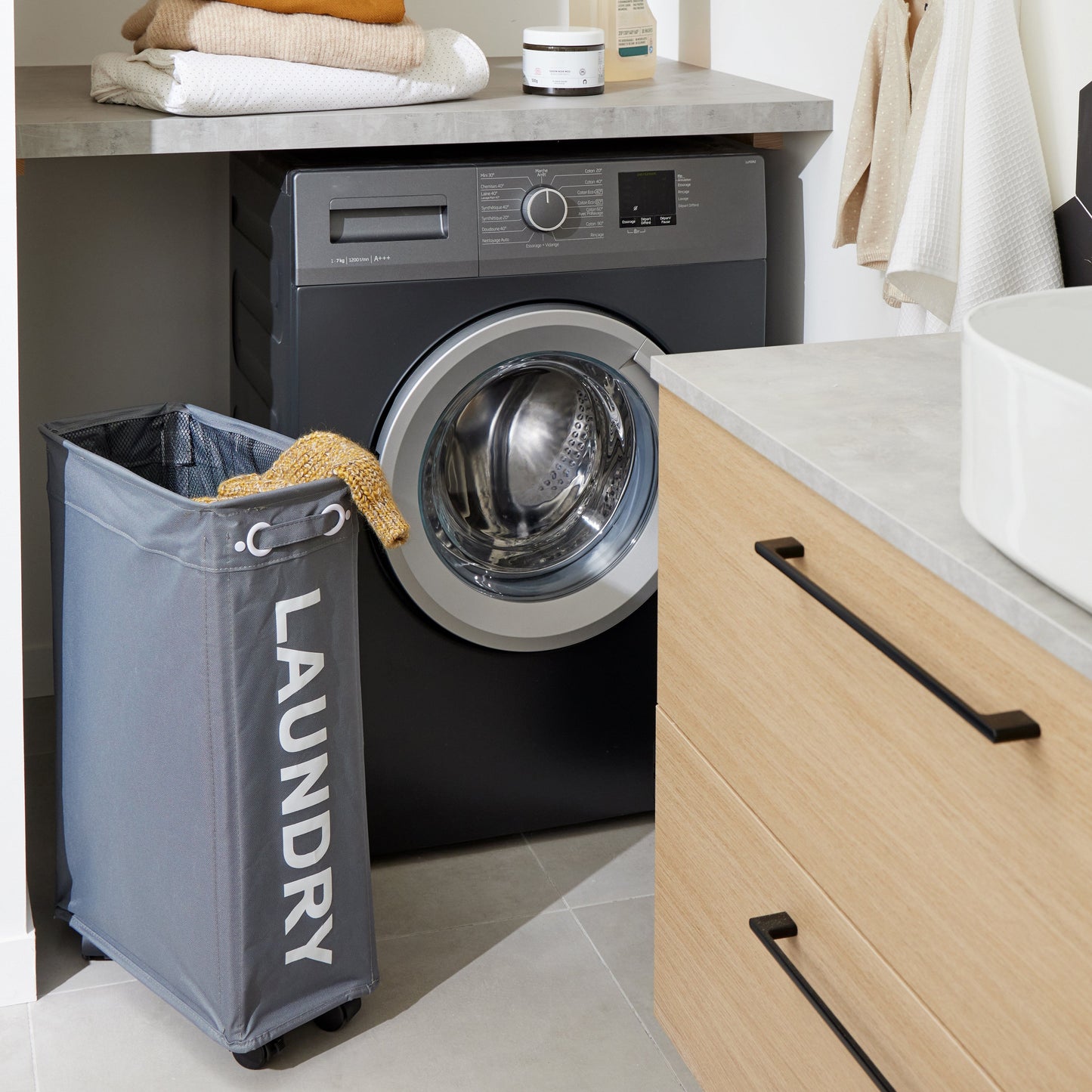 Bricocenter ROLLER SLIM LINEN RACK WITH WHEELS GREY FABRIC W 39 D 18,5 H 60 CM