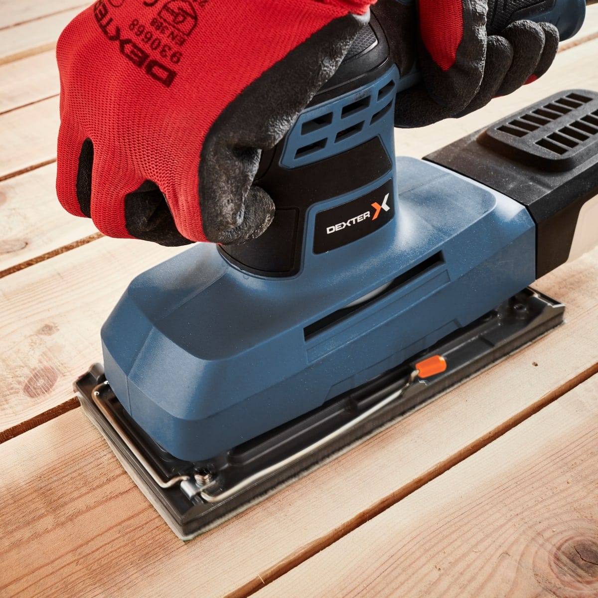 Bricocenter DEXTER ORBITAL SANDER 330W PLATE 115X230MM WITH DUST BAG