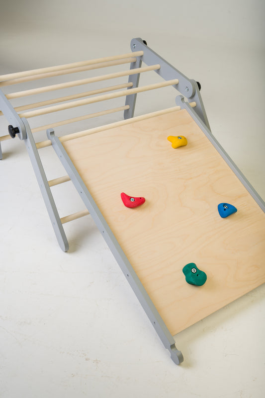 Pikler Triangle Ramp