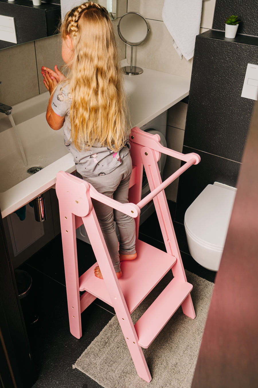 Space Saving Kitchen Step Stool