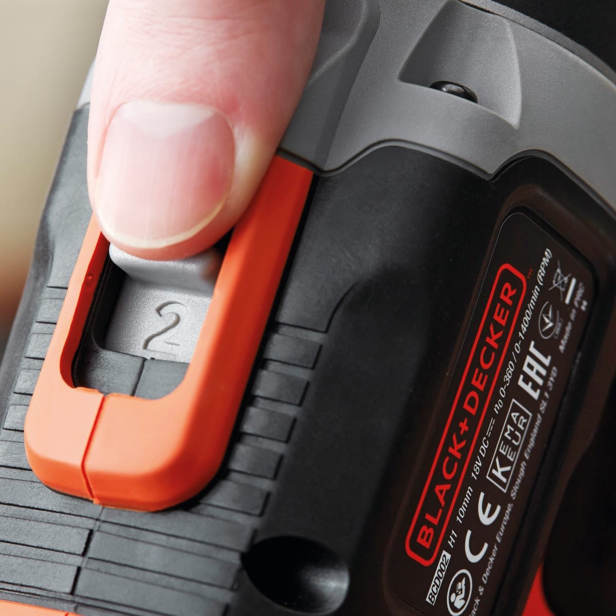 Bricocenter BLACK+DECKER 18V LITHIUM DRILL / SCREW DRILL 2 BATTERIES 1,5ah IN CASE