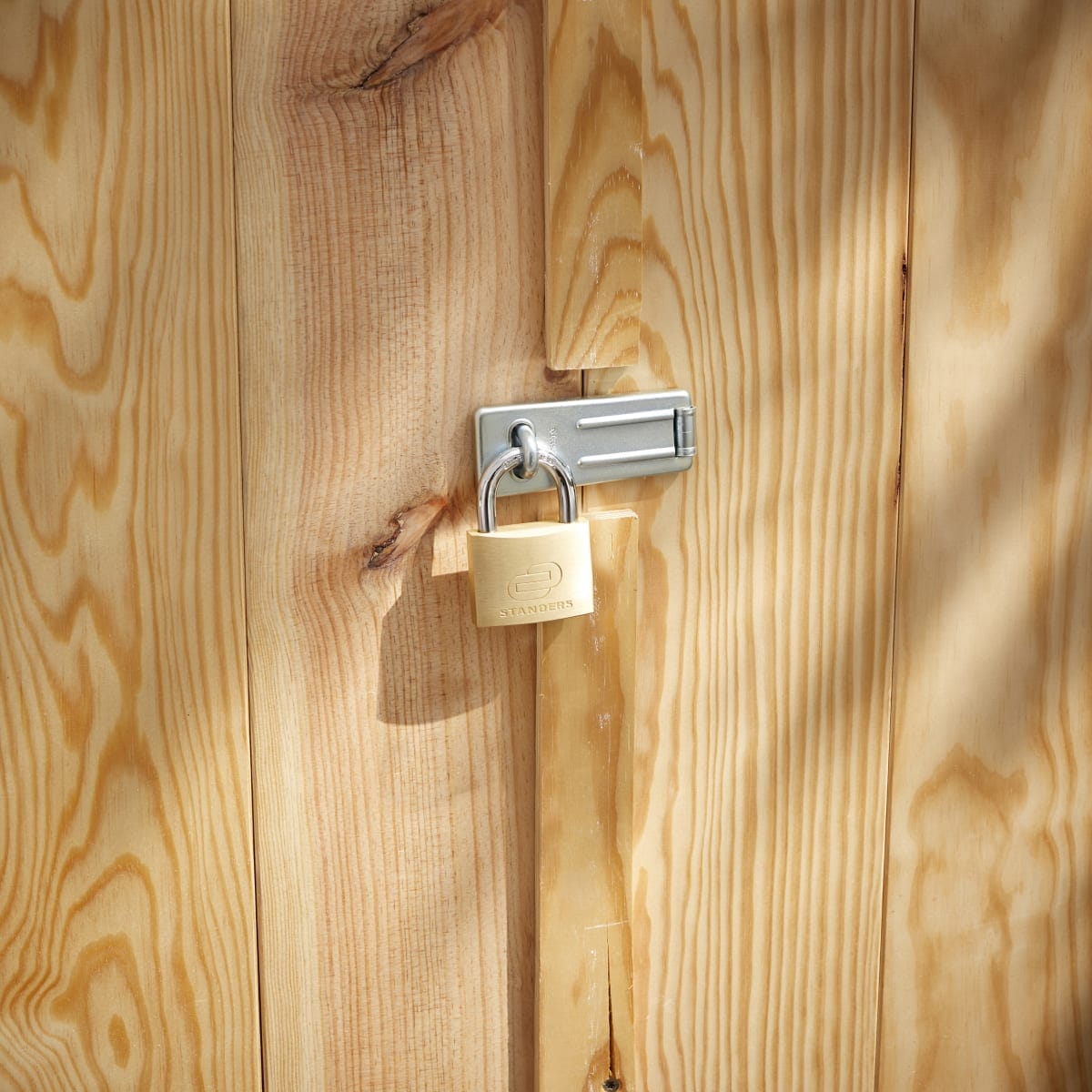 Bricocenter INDOOR/OUTDOOR PADLOCK SHORT ARC 40MM. BRASS