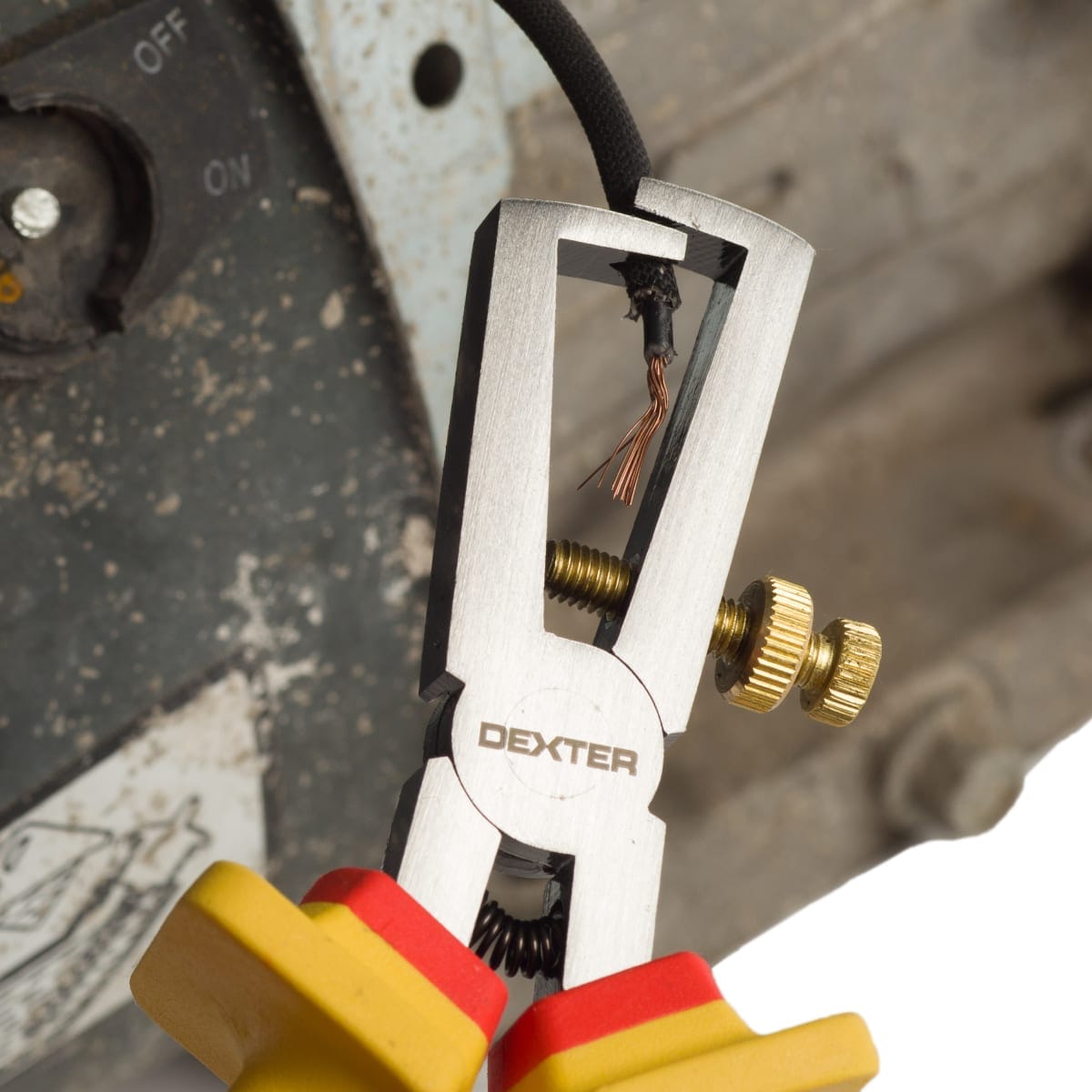 Bricocenter 3-PIECE SET PLIERS, CUTTERS, DEXTER INSULATED PARROT