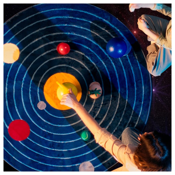 AFTONSPARV rug, space rounded/blue, 133 cm