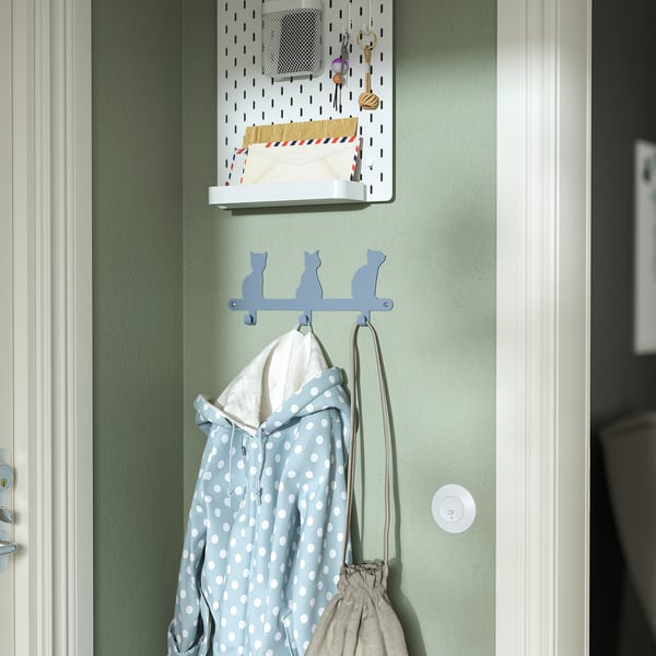 BARNDRÖM knob rack with 3 knobs, cat, 34 cm