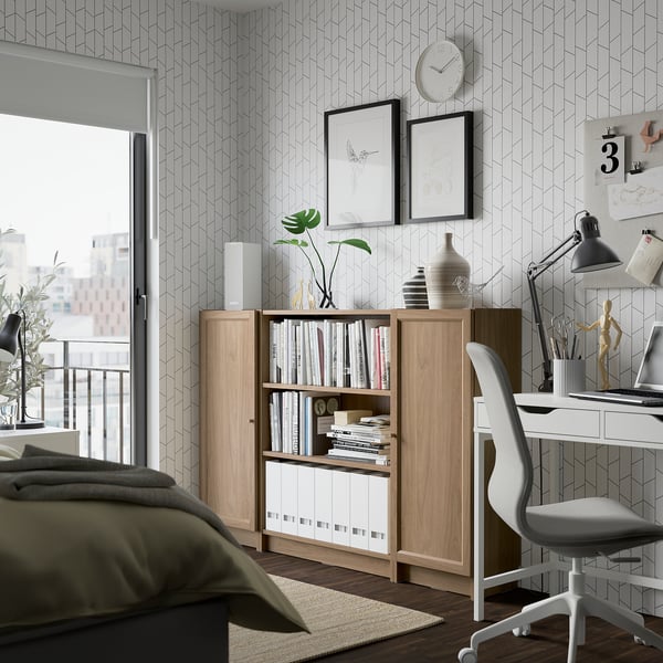 BILLY / OXBERG bookcase combination with doors, oak effect, 160x106 cm