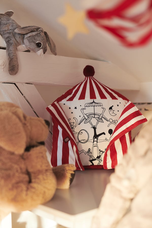 BUSENKEL cushion, circus tent shape red/white, 48x37 cm