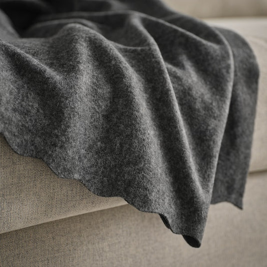 DAGGKÅPOR throw, dark grey, 130x170 cm