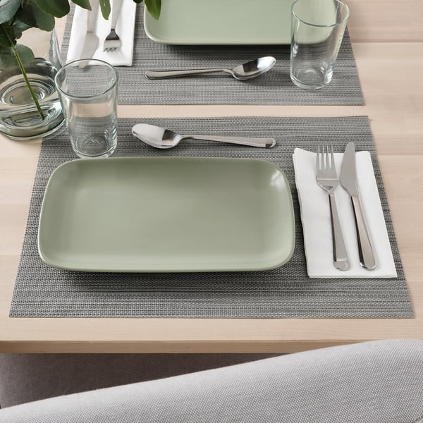 FÄRGKLAR plate, matt green, 30x18 cm, 4 pack