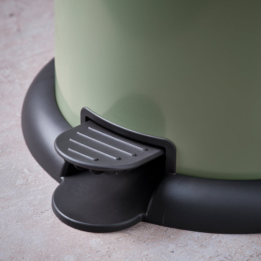 GÅNGSKYFFEL pedal bin, grey-green, 24 cm