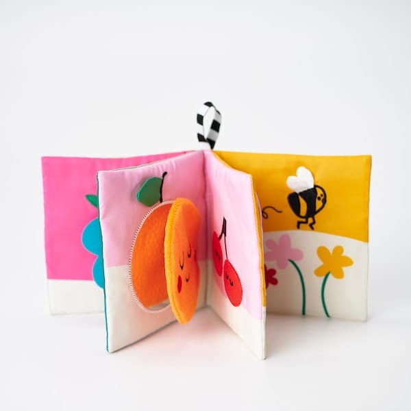 Ikea GRÖNFINK - Playbook, multicolour, 14x14 cm