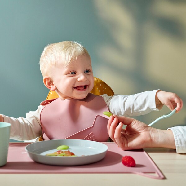 GULDVÄVARE bib, pale pink