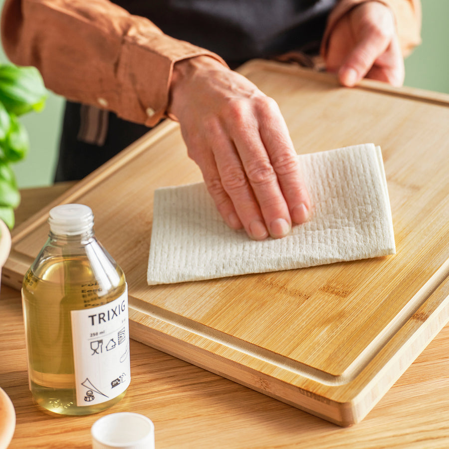 HAVSTULPAN chopping board, bamboo, 35x35 cm