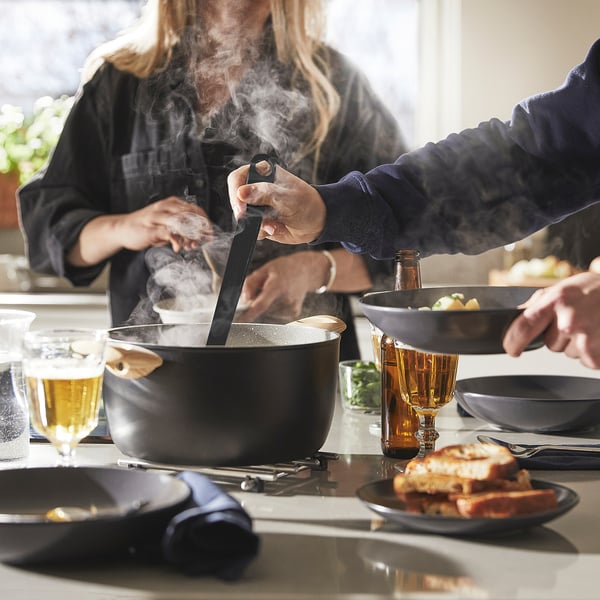 HUSKNUT pot with lid, non-stick coating black, 4.7 l