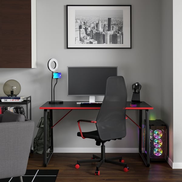 HUVUDSPELARE gaming desk and chair, black