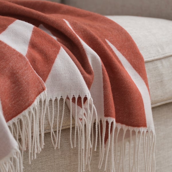 HYLSNEJLIKA throw, orange/floral pattern, 130x170 cm