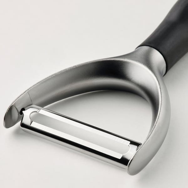 IKEA 365+ VÄRDEFULL peeler, black