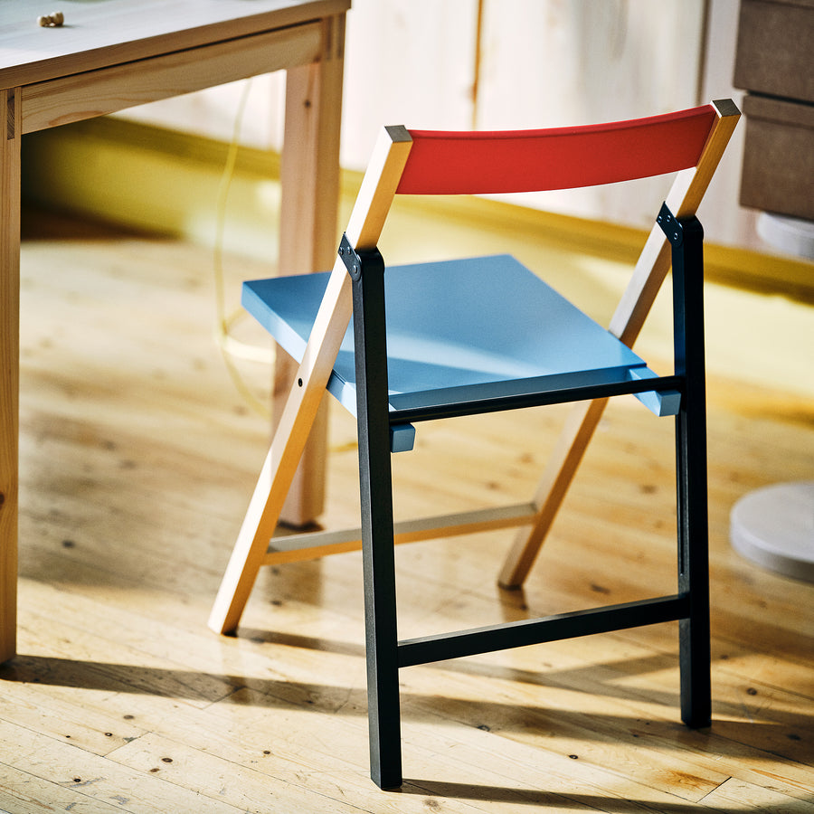 IKEA PS 2026 folding chair, birch blue/black red, 45x76x51 cm
