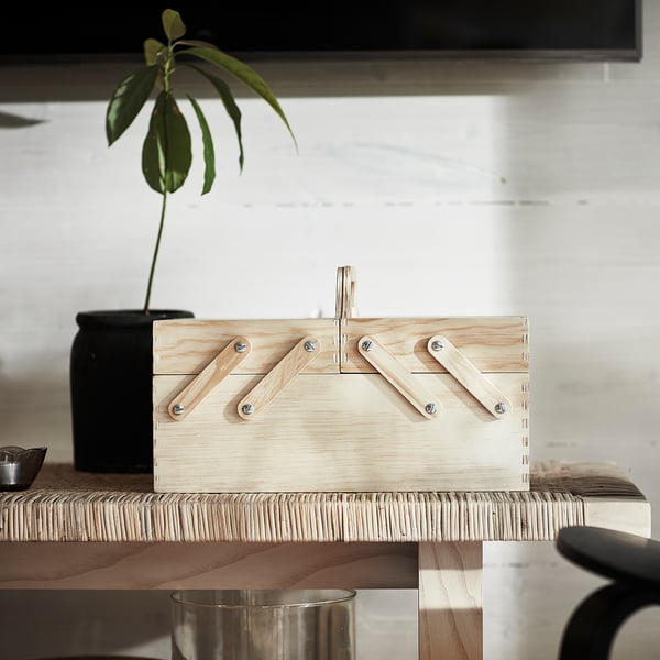 KLÄMMEMACKA desk organiser, natural plywood, 35x22x26 cm