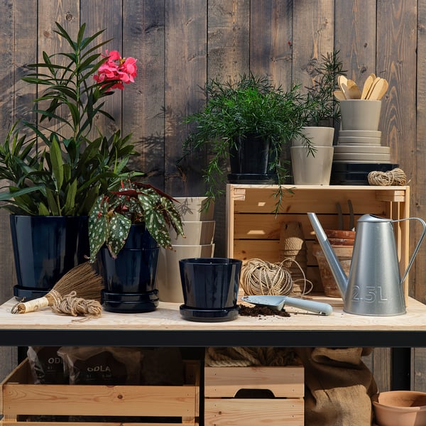 KLOTLÖNN plant pot with saucer, in/outdoor/black-blue, 19 cm