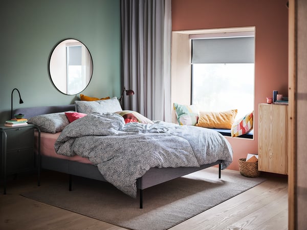 LINDBYN mirror, black, 110 cm