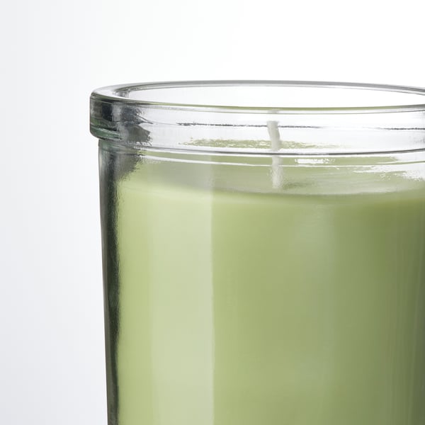 LÖVSKOGSLUND scented candle in glass, Apple/light green, 40 h