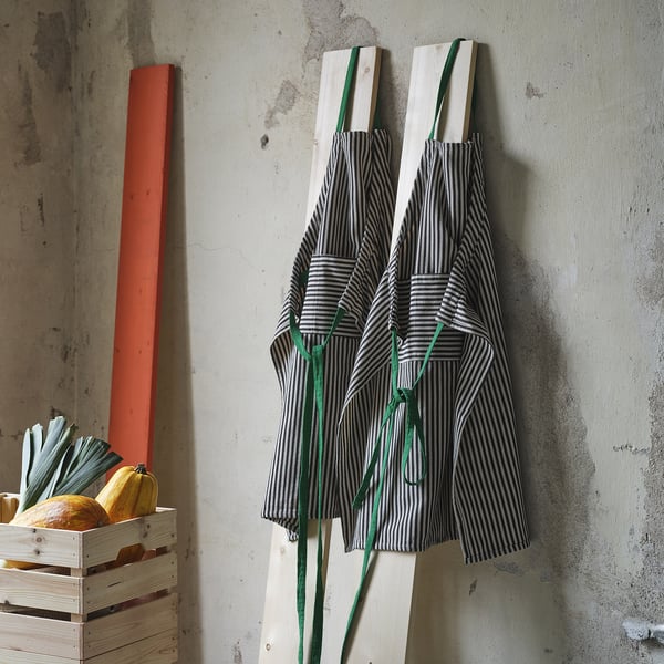 MÄVINN apron, black white/stripe, 92x90 cm