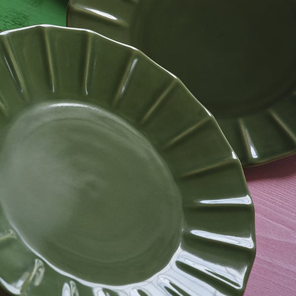 MÄVINN plate, green, 24 cm