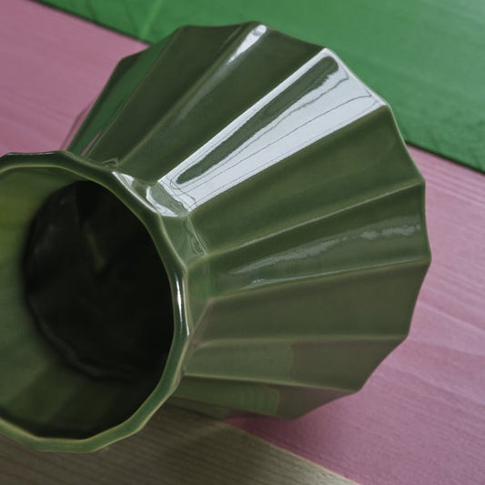 MÄVINN vase, green, 19 cm