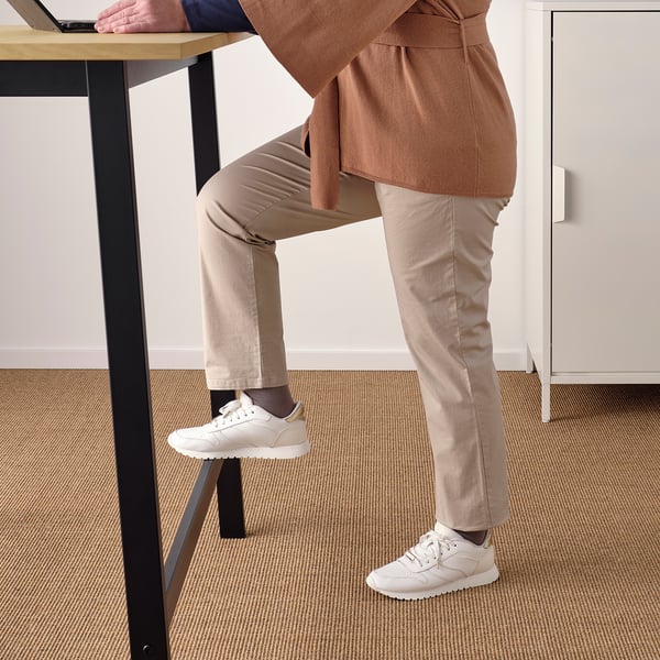 MITTZON conference table, oak veneer/black, 140x68x105 cm