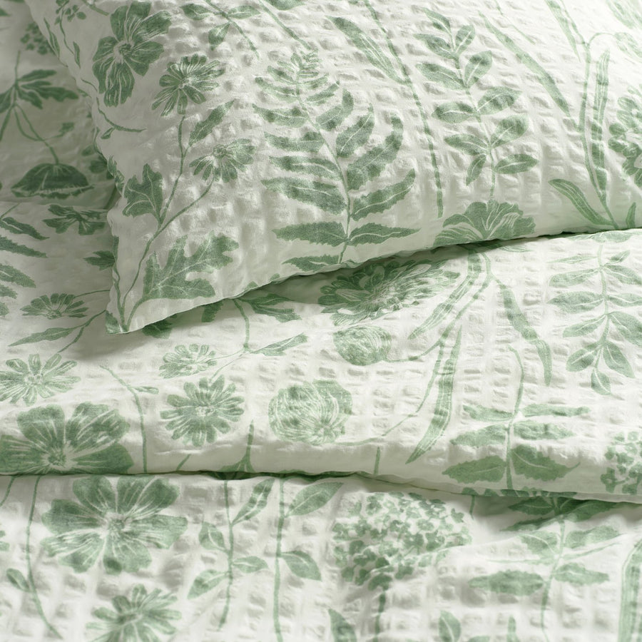 NÅLBJÖRNBÄR duvet cover and pillowcase, white grey-green/floral pattern, 200x150 cm