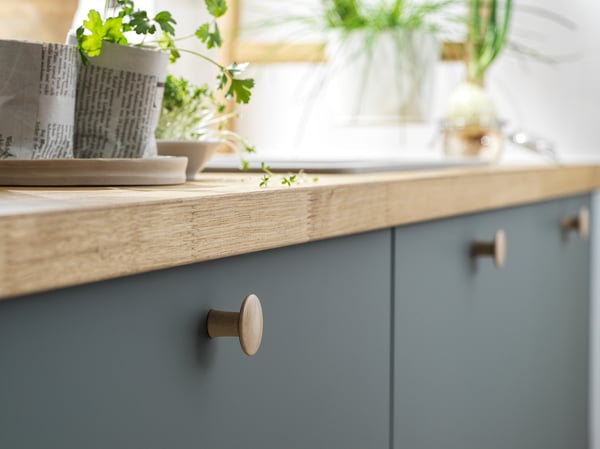 PINNARP worktop, ash/veneer, 246x3.8 cm