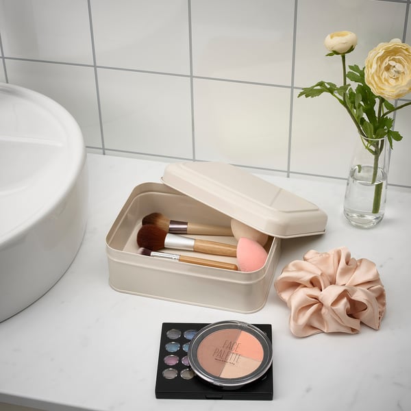 PLOGFÅRA storage box with lid, light beige, 22x16x8 cm