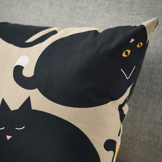 SANDMOTT cushion, beige black/cat pattern, 35x50 cm