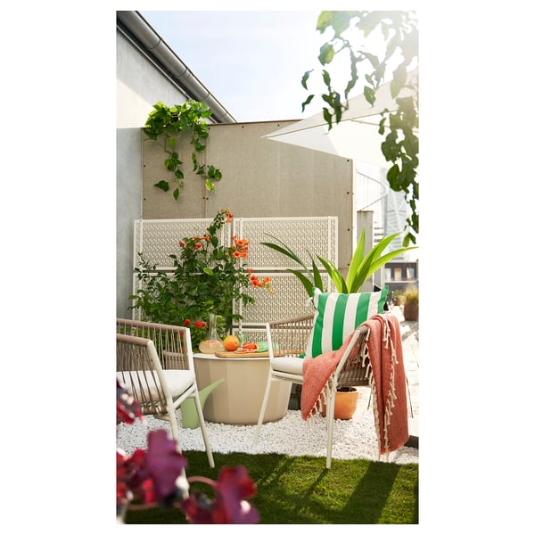 SEGERÖN chair with armrests, outdoor, white/beige/Frösön/Duvholmen beige, 48x73x63 cm