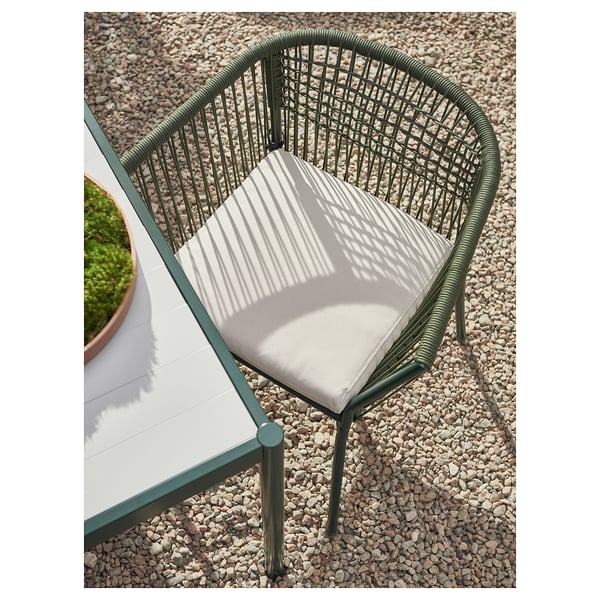 SEGERÖN table and 4 chairs with armrests, outdoor dark green/Frösön/Duvholmen beige, 147 cm
