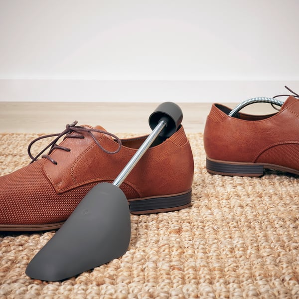 SITTPINNE shoe shaper, dark grey, 30.0x7.5 cm