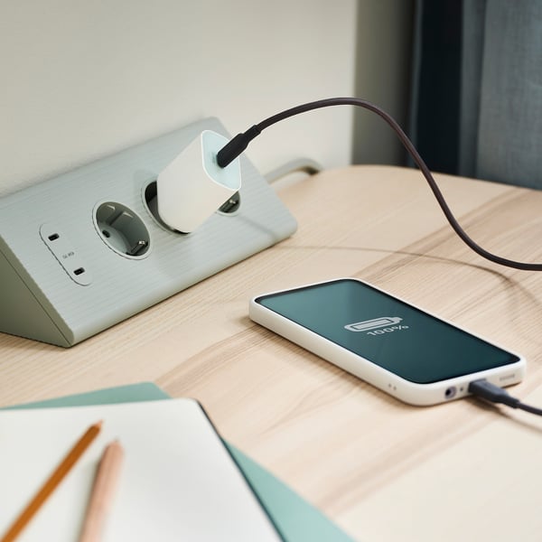 SJÖSS 30W 1-port USB charger, fast charging, 9x4.4 cm