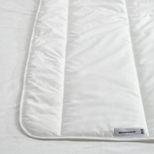 SKOGSFRÄKEN duvet, light warm, 150x200 cm