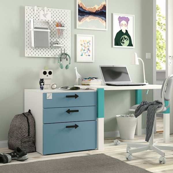 SMÅSTAD / PLATSA chest of 3 drawers, white/blue, 60x57x63 cm