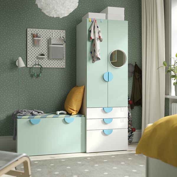 SMÅSTAD / PLATSA storage combination, white light green/with bench, 150x57x181 cm