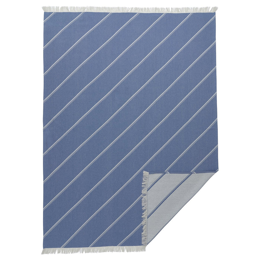 SOLUPPGÅNG throw, double sided blue/off-white, 130x170 cm