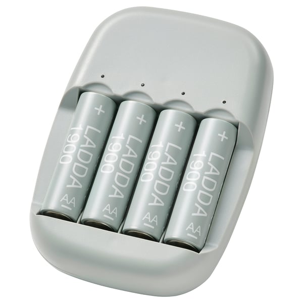 STENKOL / LADDA battery charger and 4 batteries, 110 mmx77 mm cm