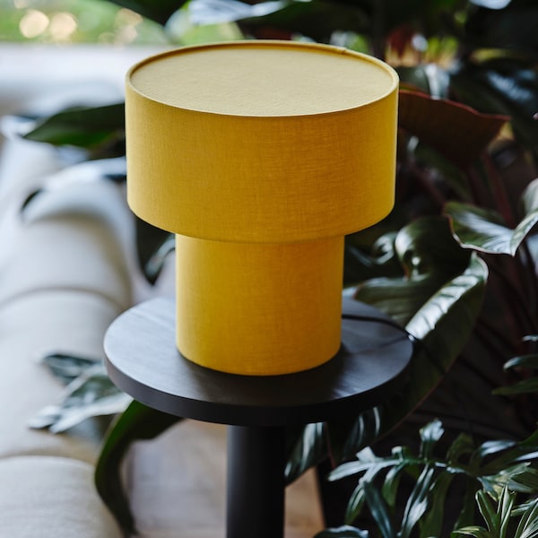 STOCKHOLM 2025 table lamp, yellow/textile, 35 cm