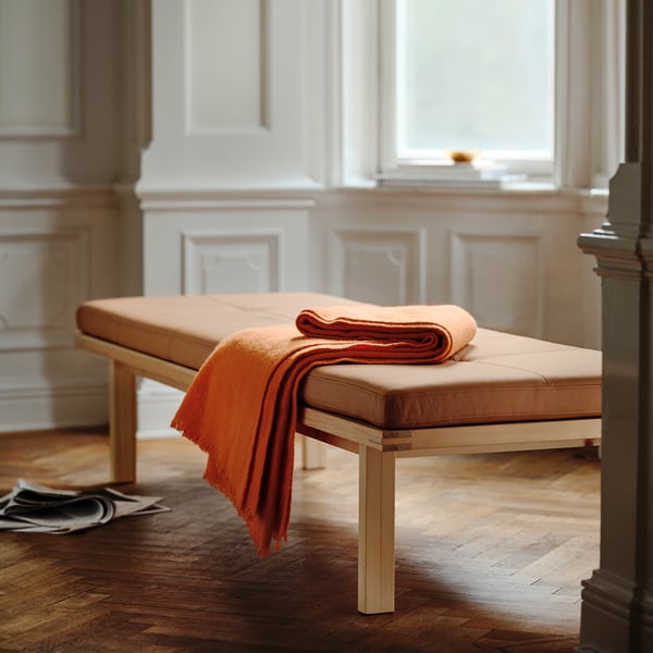 STOCKHOLM 2025 bench with pad, 189x66 cm