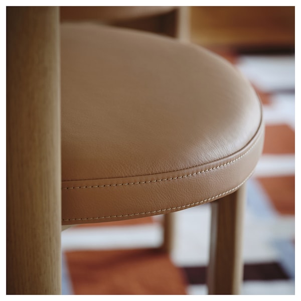 STOCKHOLM 2025 / STOCKHOLM 2025 table and 4 chairs, oak veneer/oak leather, 115 cm