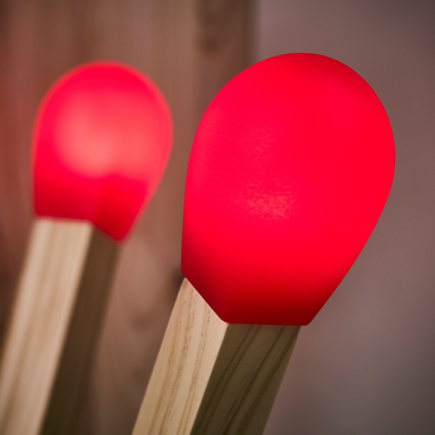 STRÅLA LED floor lamp, matchstick-shaped wood, 2.5 mx32 cm