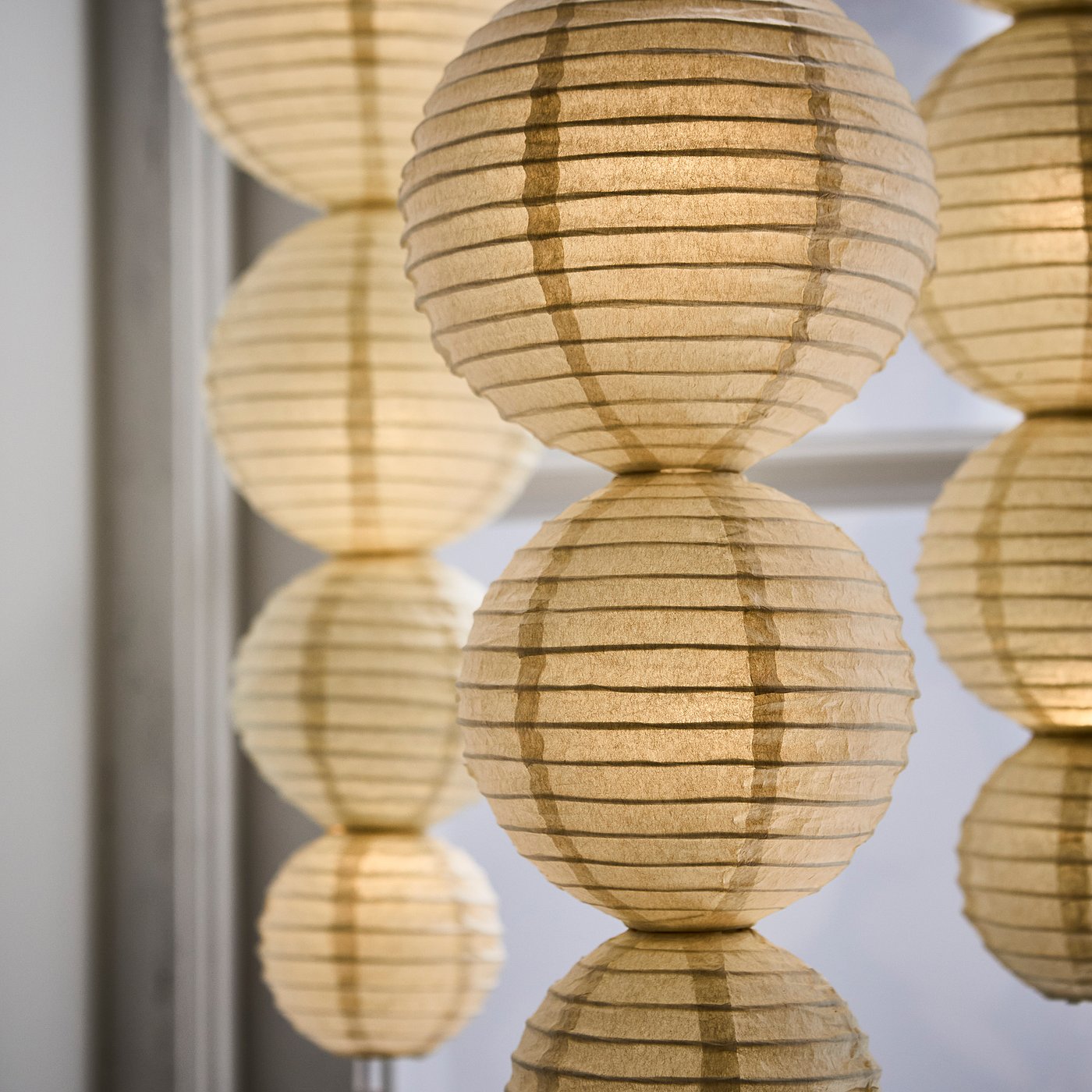 STRÅLA LED decorative pendant lamp, ball battery-operated/white, 13.5 cm