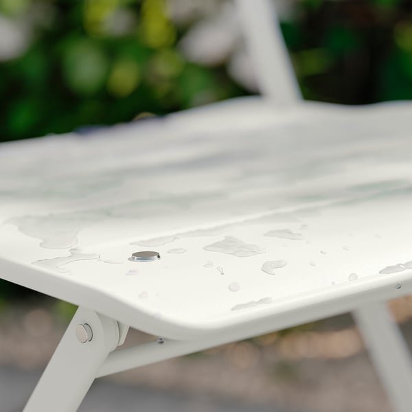 SUNDSÖ table and 2 folding chairs, outdoor off-white/off-white Kuddarna light grey-beige, 65 cm